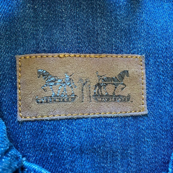 Jean Jacket - Picture 6 of 6